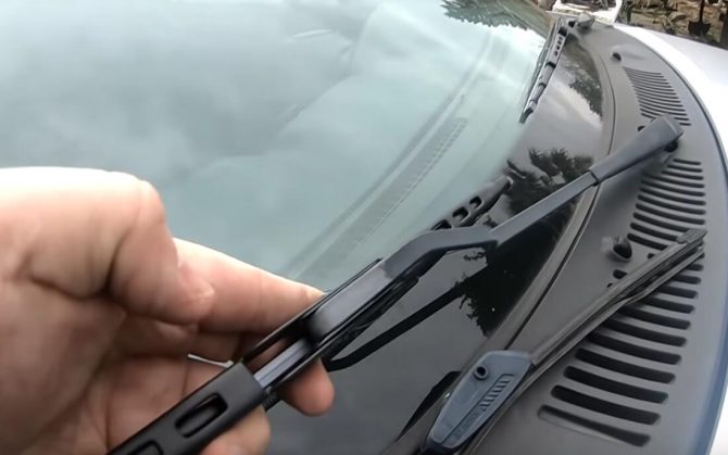 Clean Your Wiper Blades and Windshield